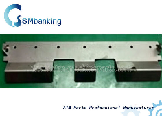 Conjunto de placa guía frontal del contenedor de rechazo GRG 8240 YT6.363.3615