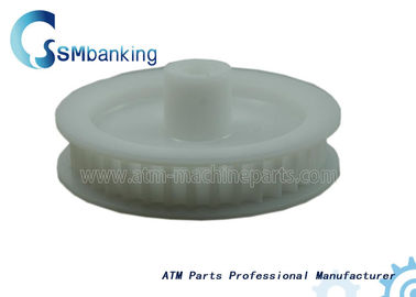 El cajero automático blanco de NCR parte original 4450600705 del engranaje 445-0600705 del motor del presentador la nueva
